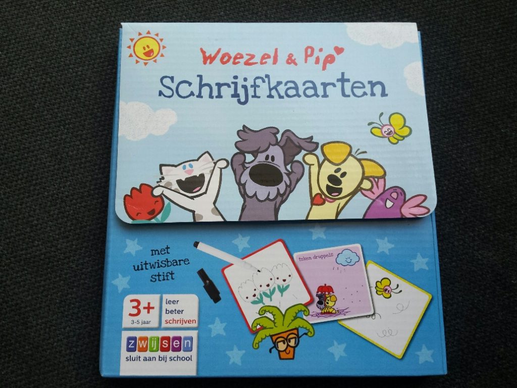 Woezel & Pip koffer en boek van Yoursurprise