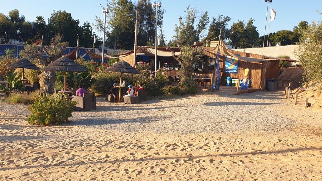 Sand City in de prachtige Algarve van Portugal is een hele leuke activiteit om met kinderen te doen. zandsculpturen Algarve sandy bar