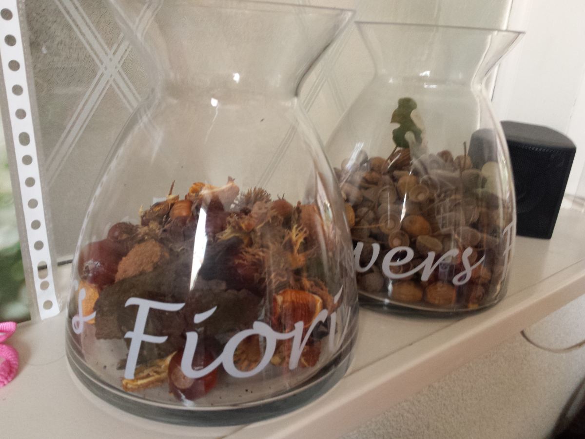 herfstknutsel peuter vazen met herfstschatten
