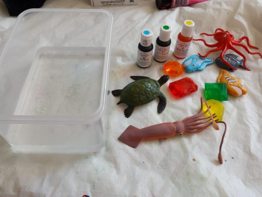 Ijsjes knutselen. zomer activiteit met peuters. Perfect voor thema ijsjes en zomer. Spelen met water en verf. Memory maken