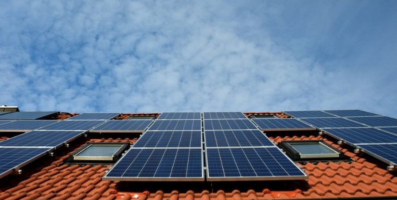 duurzaam besparen met zonnepanelen