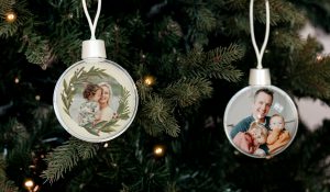 geweldige kerst met kerstballen
