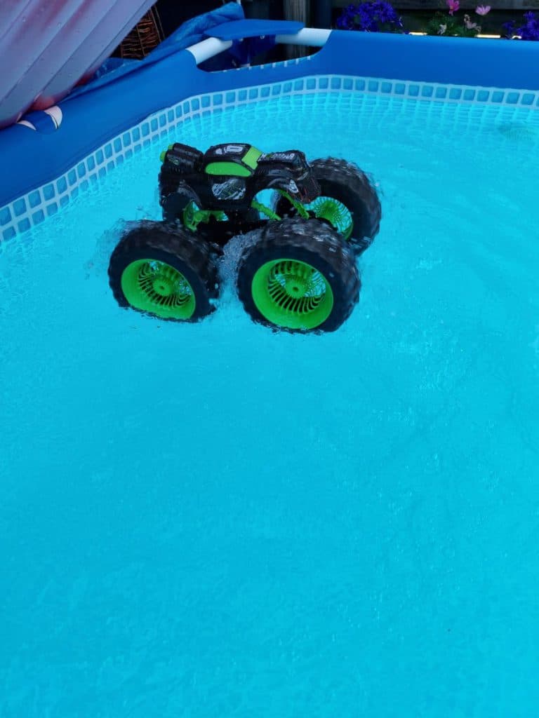 Amfibievoertuig Voor Kinderen RC Rhino Wave Monstertruck amfibievoertuig-voor-kinderen-rc-rhino-wave-monstertruck