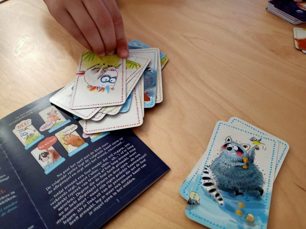 De NEEhoorn kaartspel, een fantastische uitbreiding bij de prentenboeken. Fan van de NEEhoorn? samenspelen, cadeautip, verlanglijst,