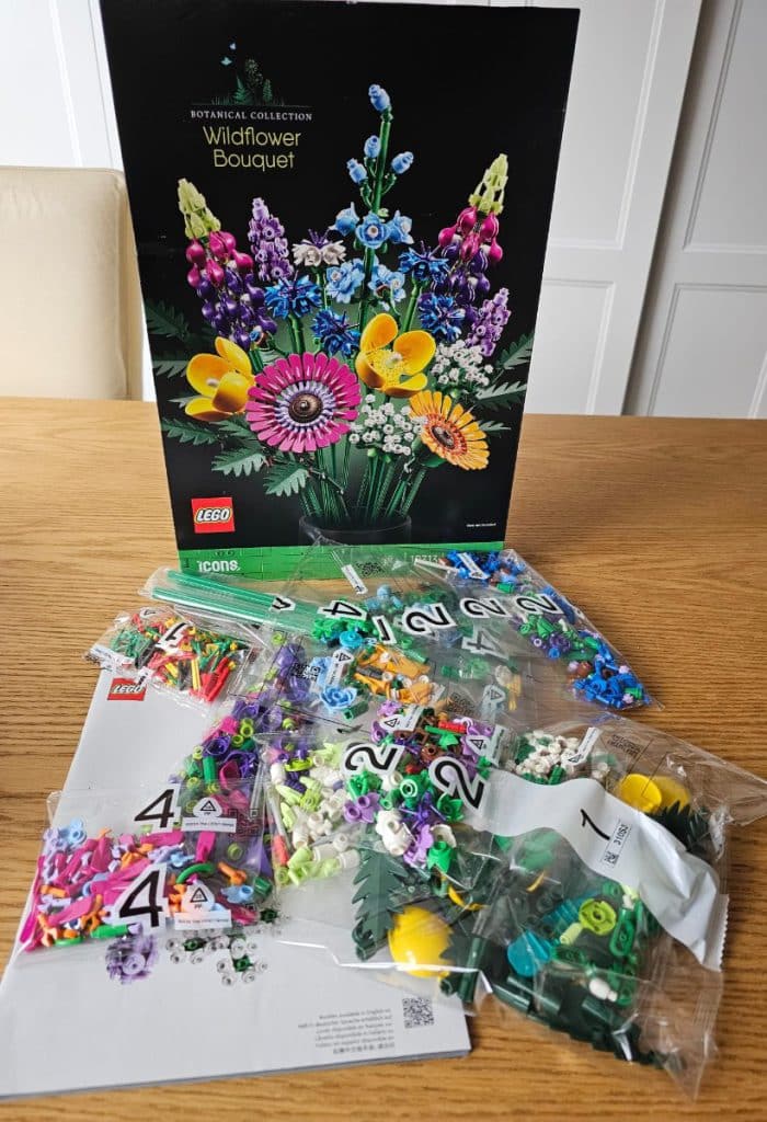 LEGO Icons Boeket met wilde bloemen