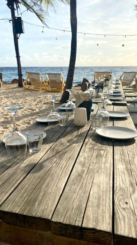 Wat te doen op Curaçao met kind? zest jan thiel beach kind familie vakantie tip ervaring eten