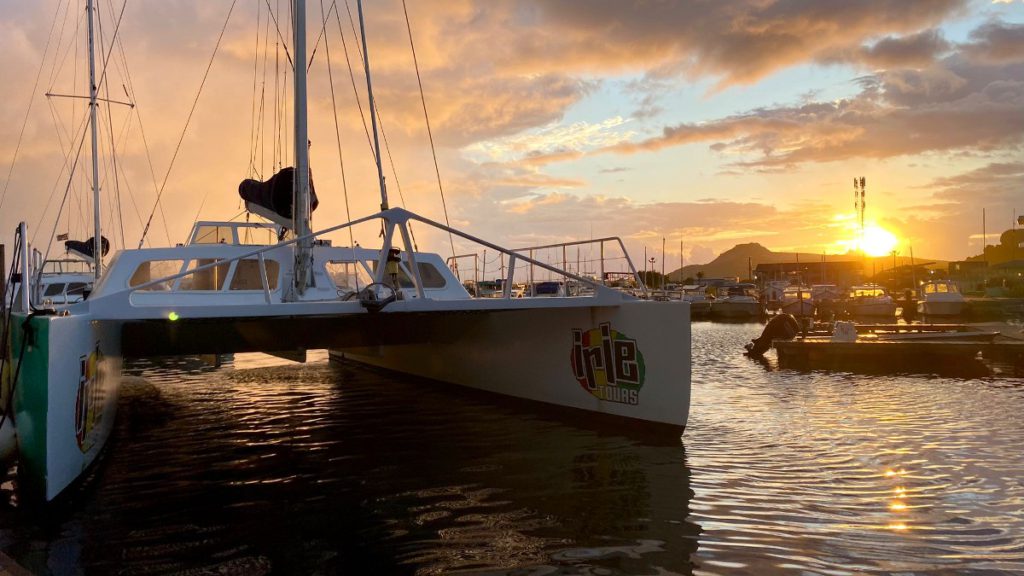 Wat te doen op Curaçao met kind? catamaran tocht klein curacao tip kinderen familie ervaring