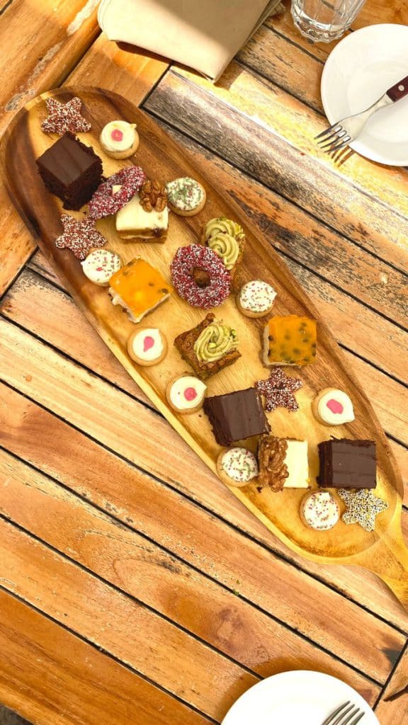 eten flores willemstad platter toetje kind vakantie tip ervaring