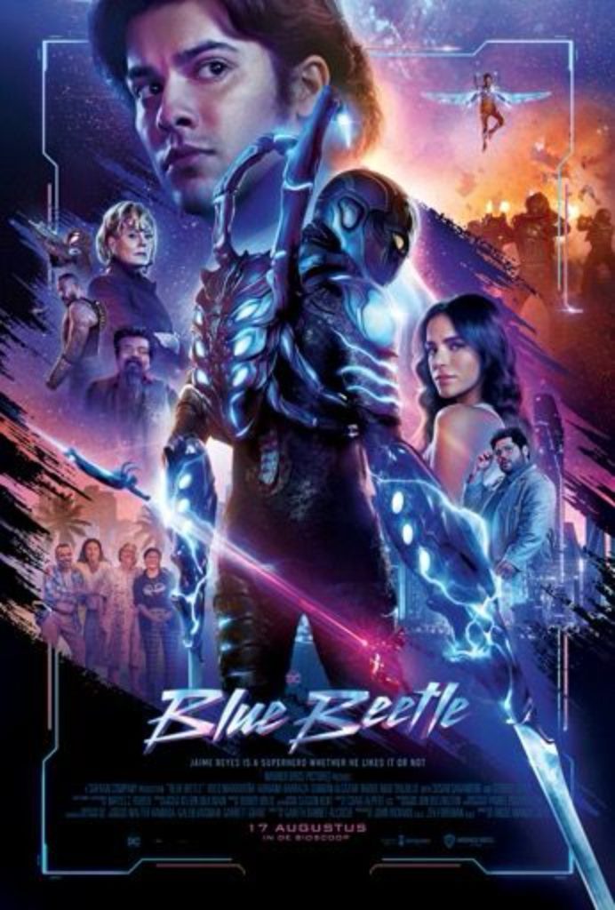  filmposter Blue Beetle is een DC superhelden film over Jaime Reyes die net is afgestudeerd en moet dealen met zijn familie en nieuwe superkrachten