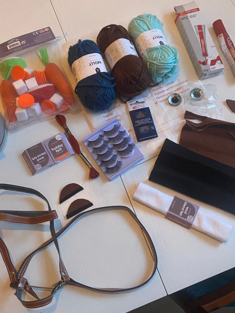 benodigdheden om zelf een hobby horse te maken