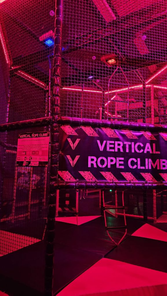 Vertical Rope Glimb Ninja Tag