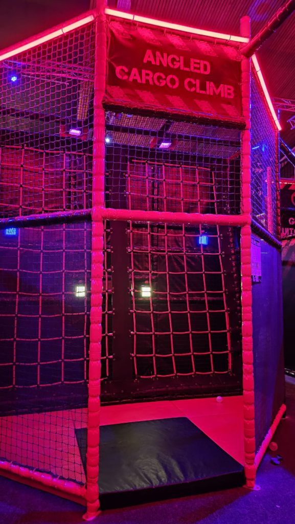Angled Cargo Climb Ninja tag EpicX Zoetermeer