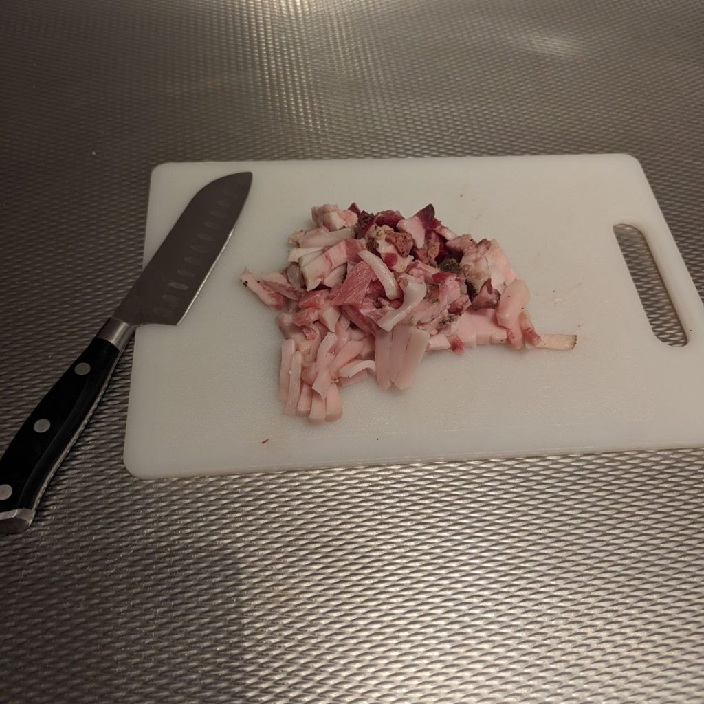 Guanciale gesneden