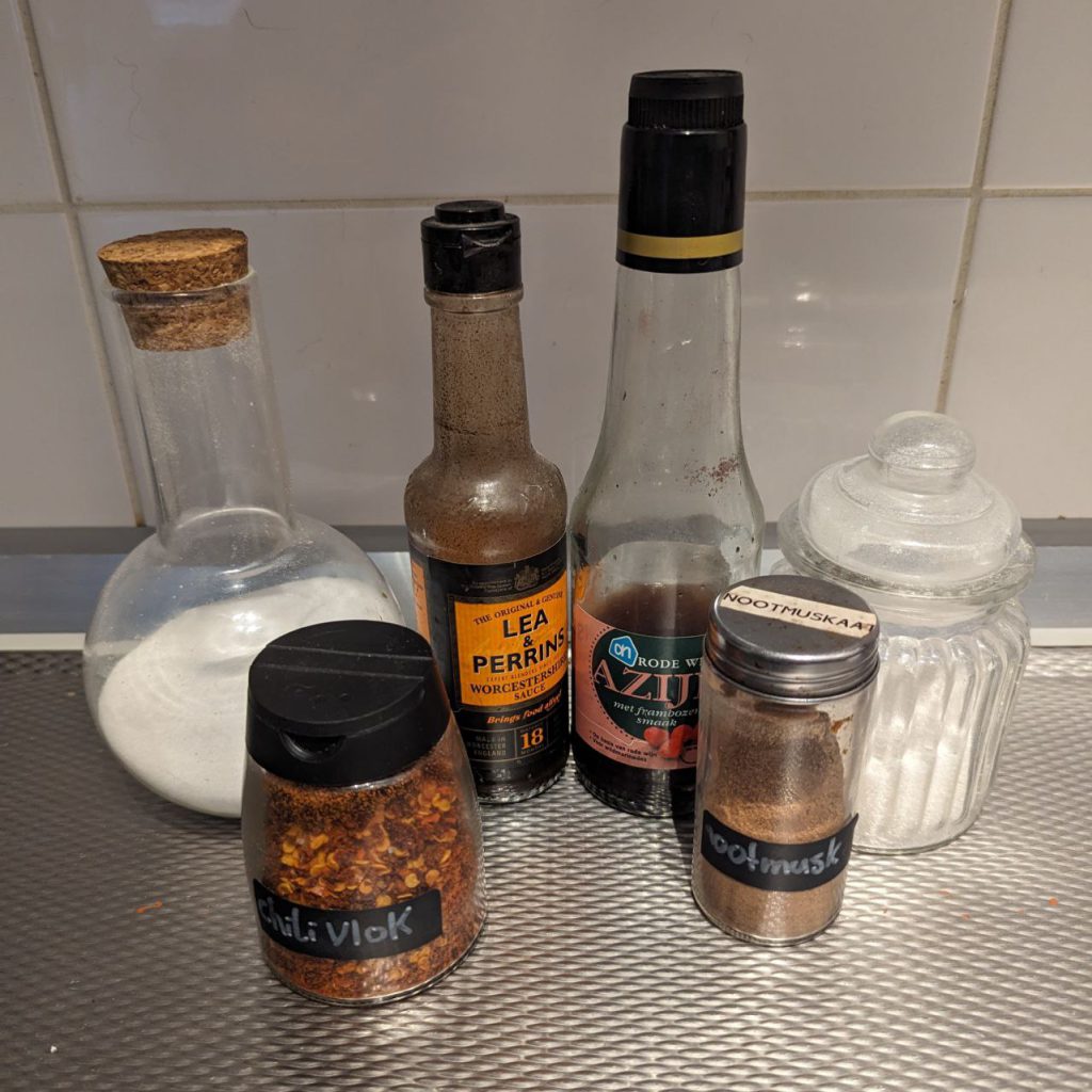 ingrediënten voor de saus