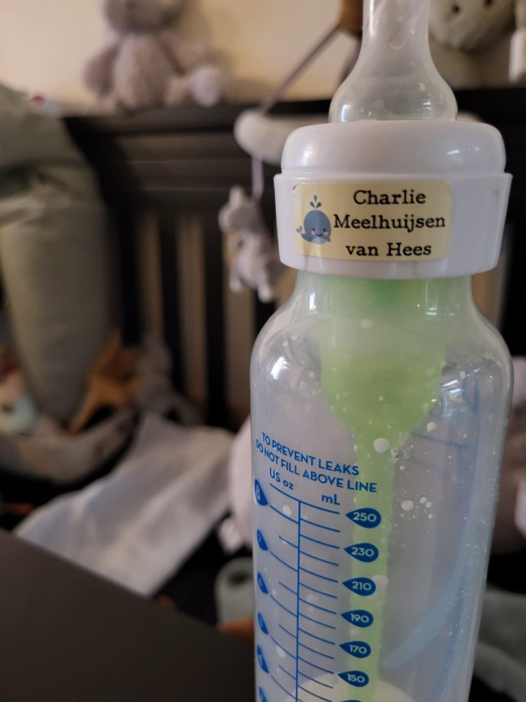 eigen flesje mee Gaat jouw baby binnenkort naar de kinderopvang? Bereid jezelf goed voor met deze tips zodat jij en je baby snel vertrouwt zijn.