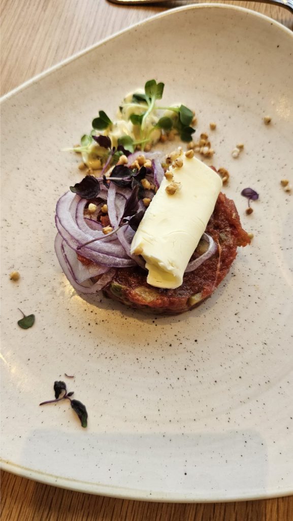 Culinair genieten steak tartaar