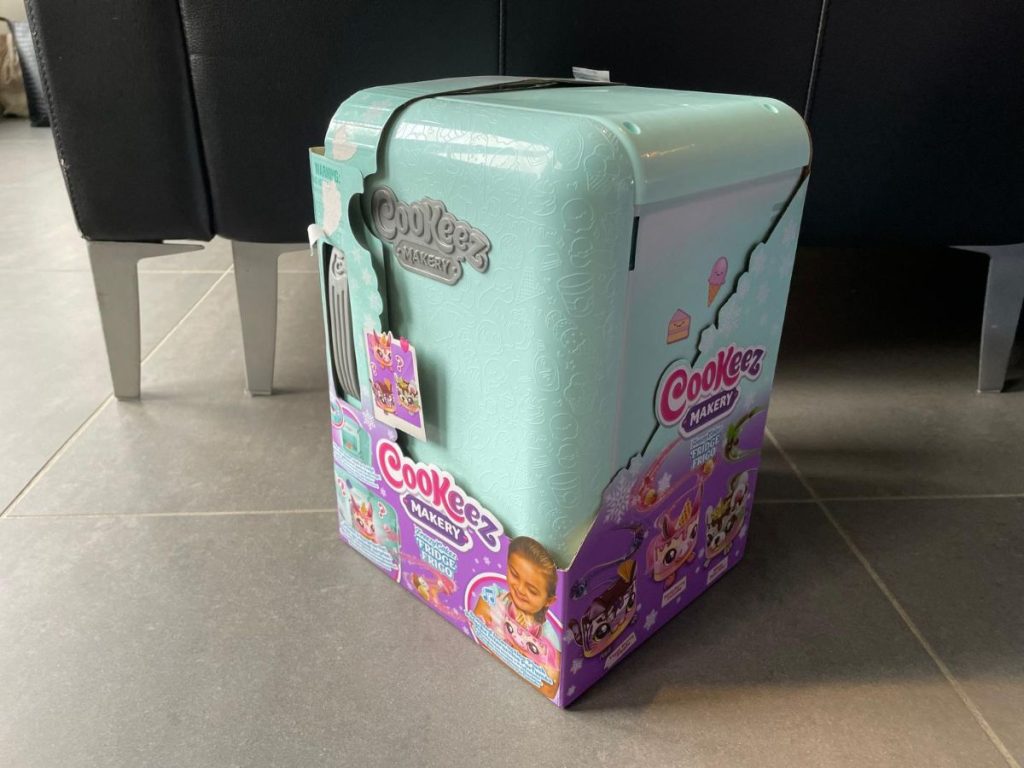 speelgoed koelkast in verpakking Winnaar Speelgoed van het Jaar 2024