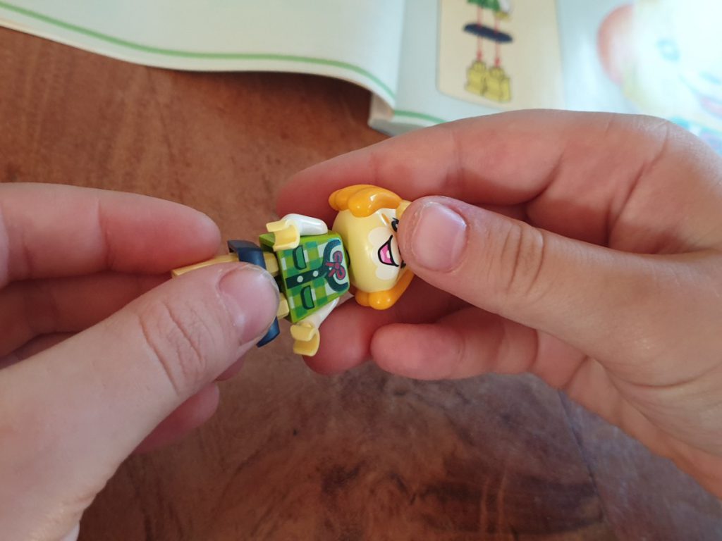LEGO Animal Crossing Isabelle op visite