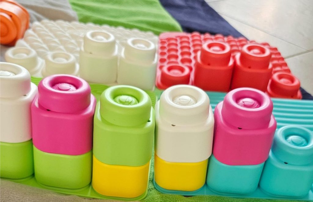 zachte blokjes om mee te bouwen voor peuters