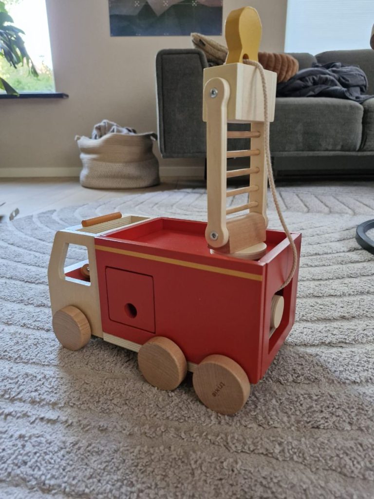 Houten brandweerwagen