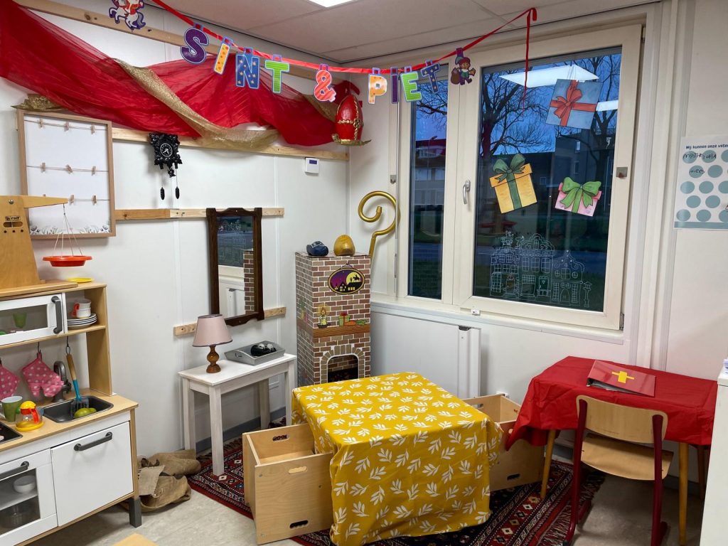 Sinterklaas op school in de onderbouw