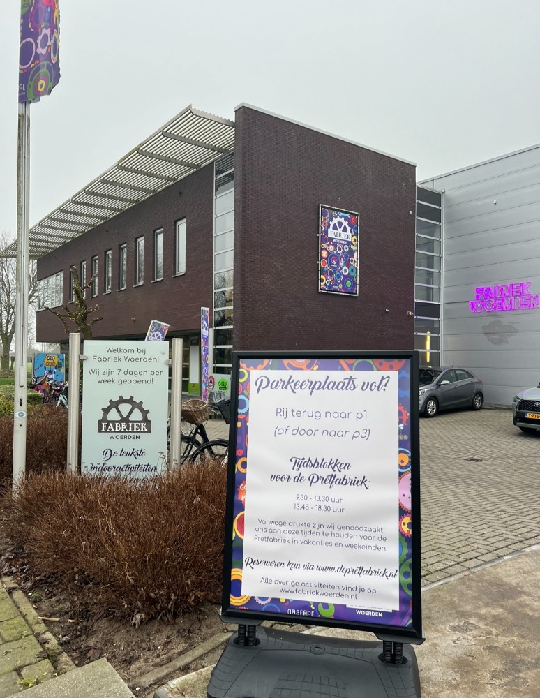Fabriek Woerden parkeren