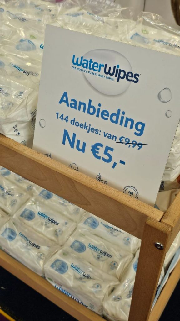 waterwipes en happy earth (1)  Baby uitzet checklist