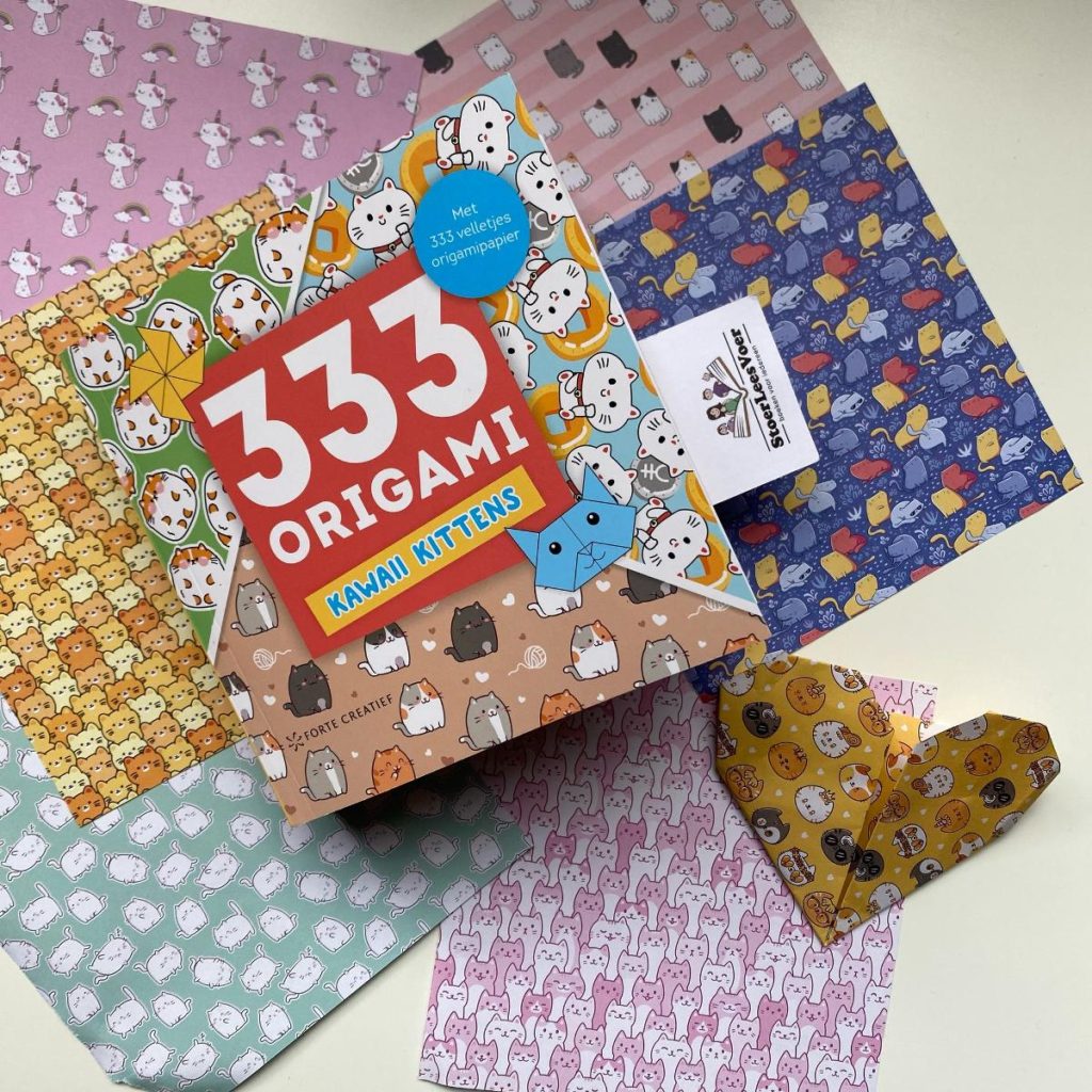 Kawaii kittens 333 origami voorkant boek