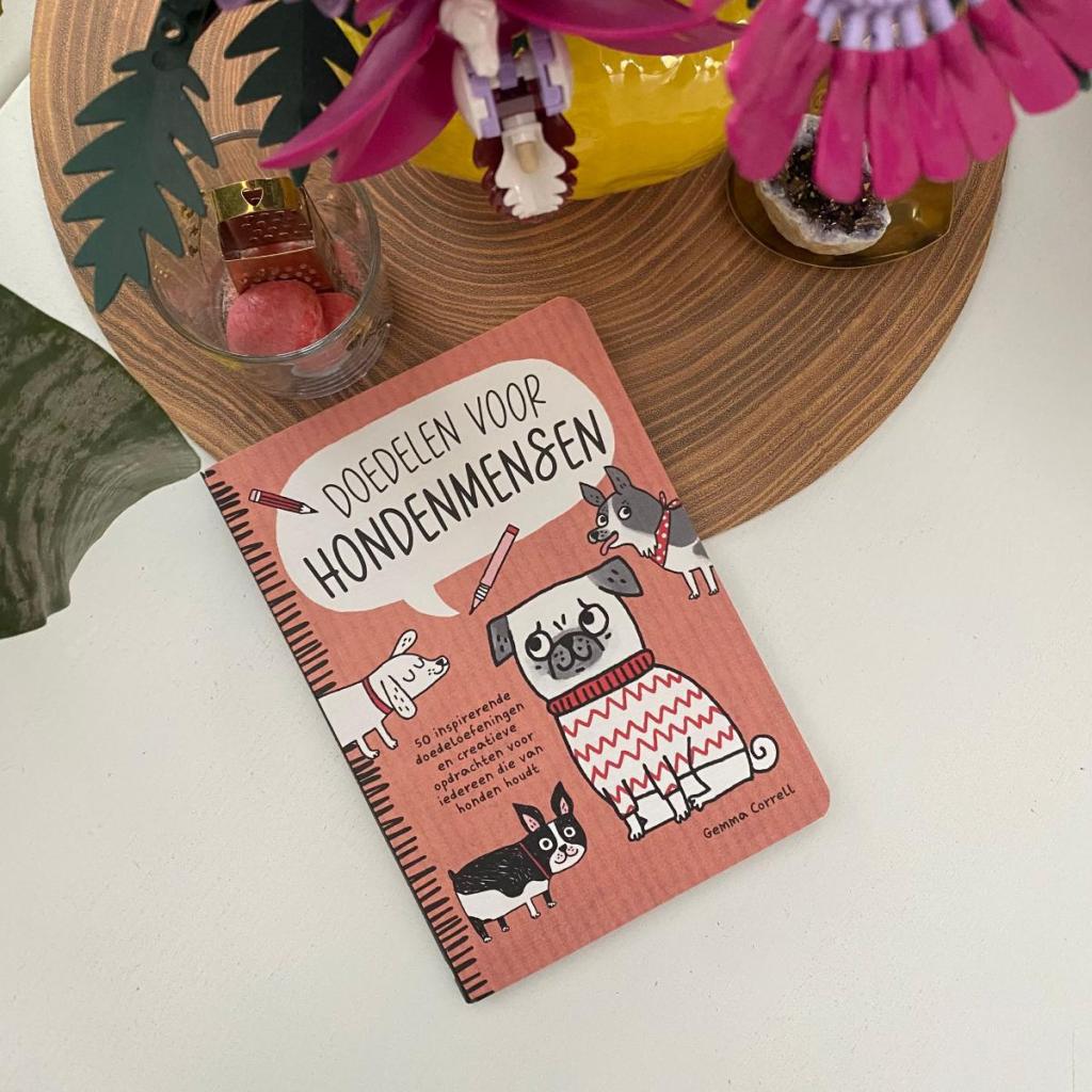 Doedelen voor hondenmensen voorkant kaft boek