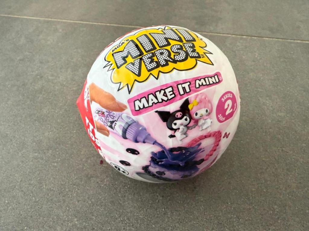 Hello Kitty and friends miniverse