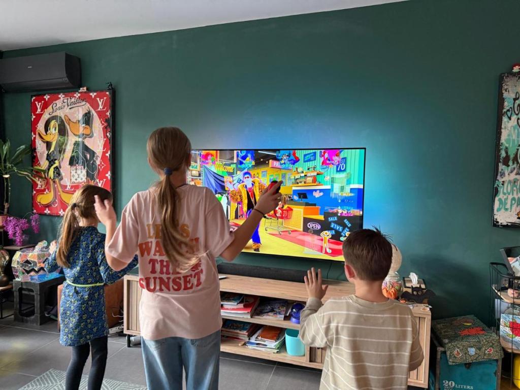 kinderen dansen samen