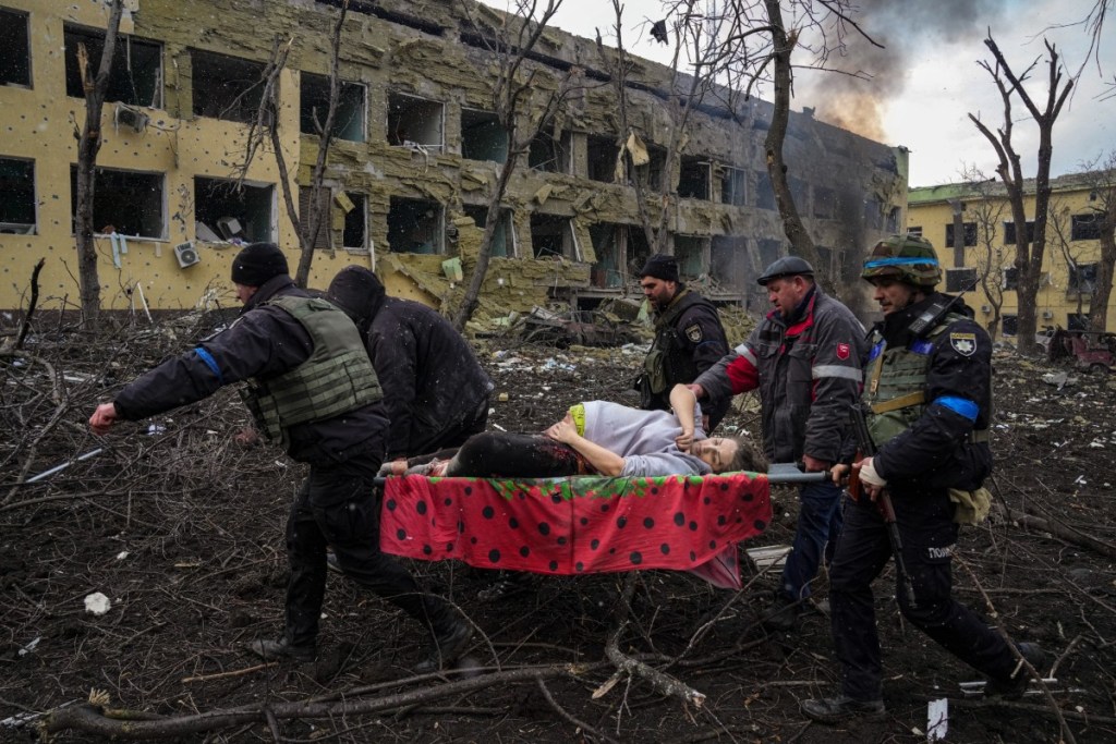 20 days in mariupol