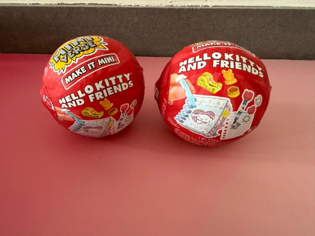 Miniverse Spongebob Hello Kitty