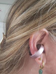 magnetische oordopjes in oren