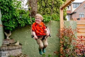 babyschommel look a like fosje