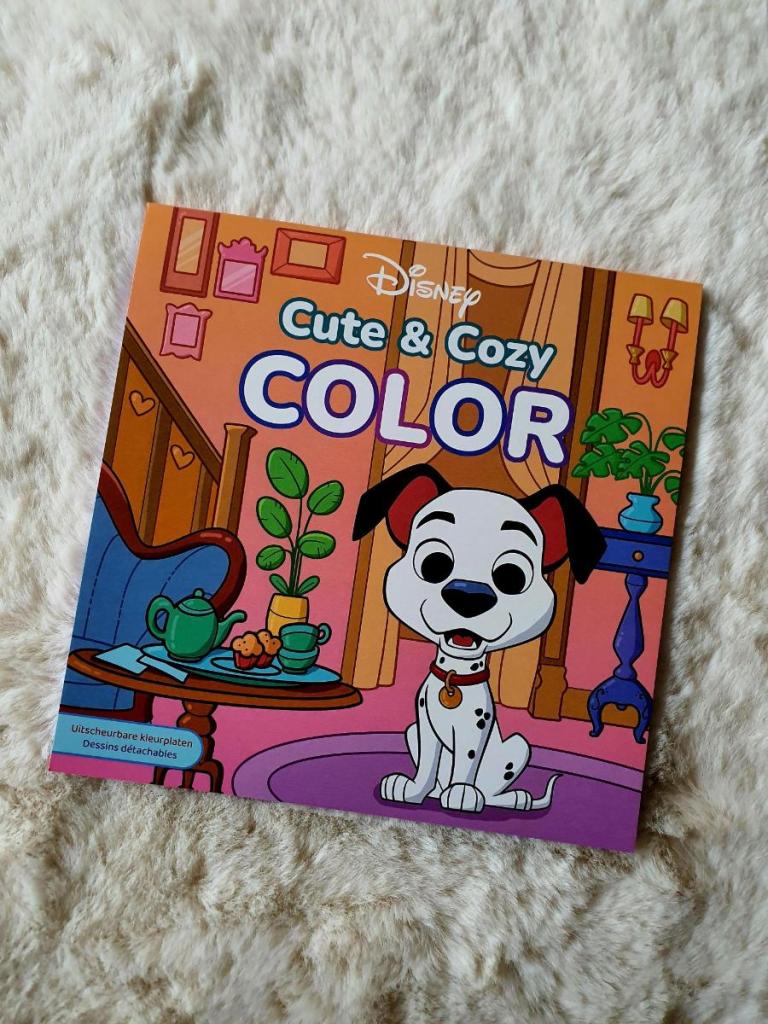 Cute & Cozy Color