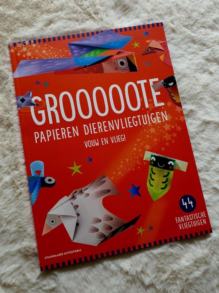 Grooooote papieren dierenvliegtuigjes