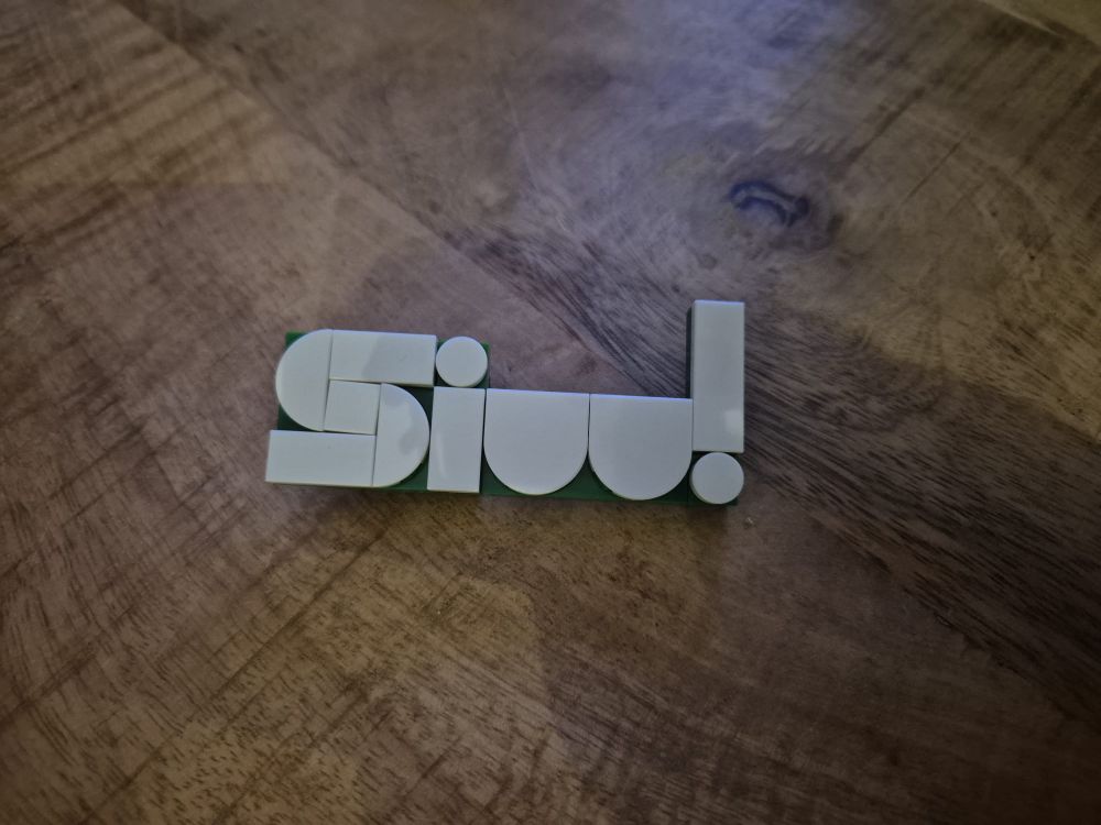 Siuu gebouwd
